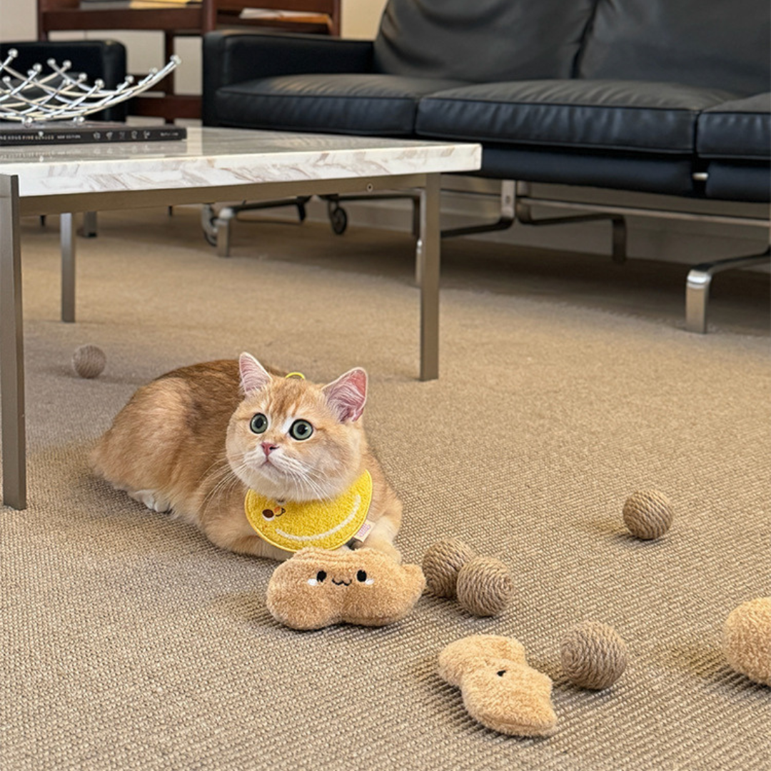 Peanut Sisal Ball Toy