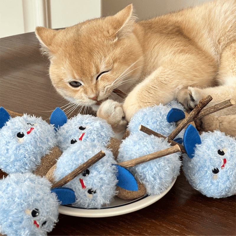 Snowberry Cat Chew Toy