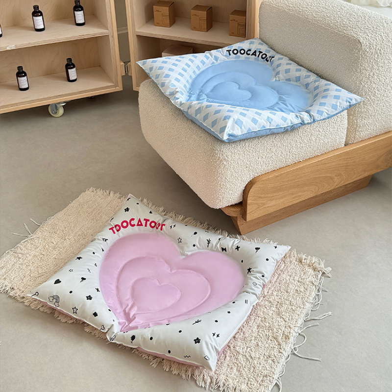 Heart-Pattern Pet Cooling Bed