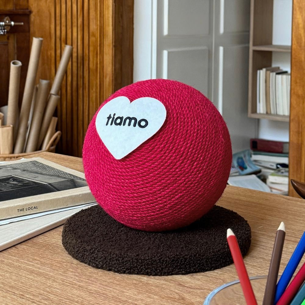 Tiamo Cat Scratching Ball