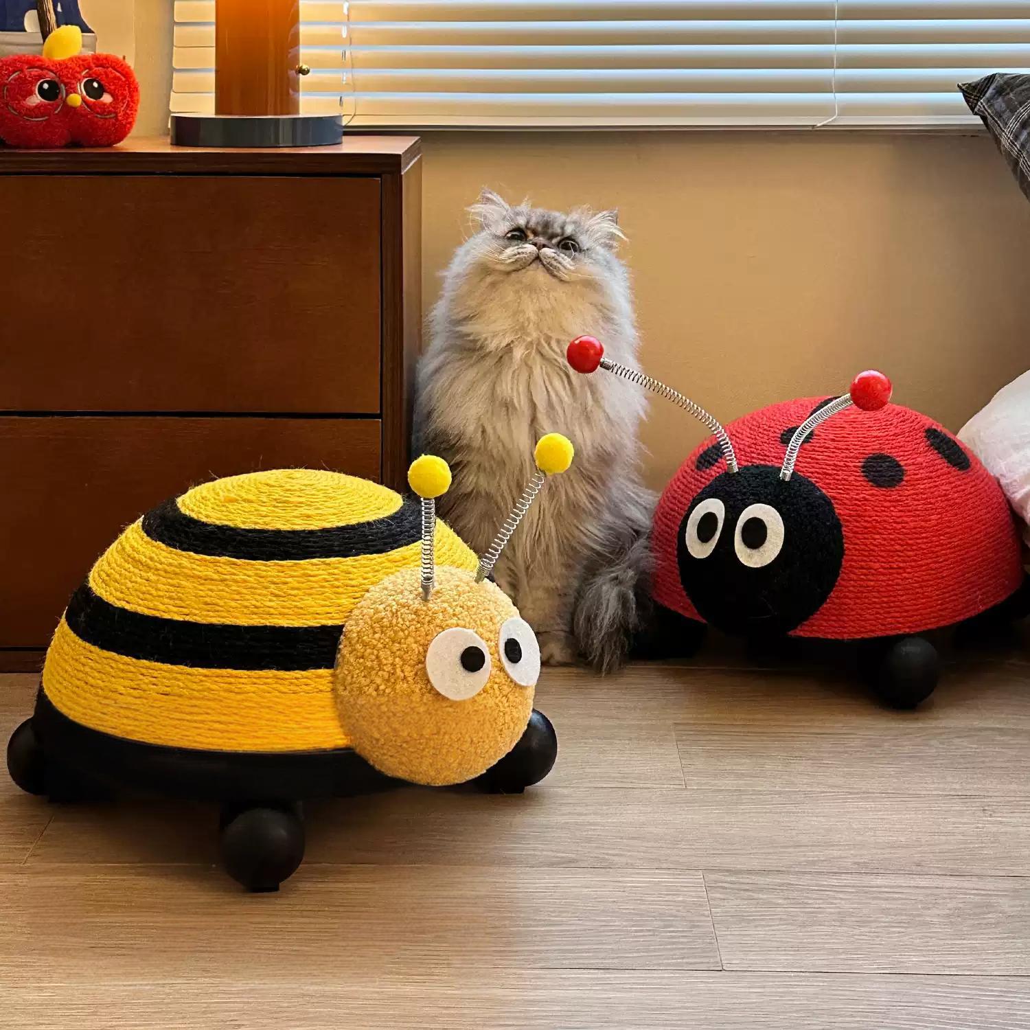 Bee & Ladybug Cat Scratching Ball