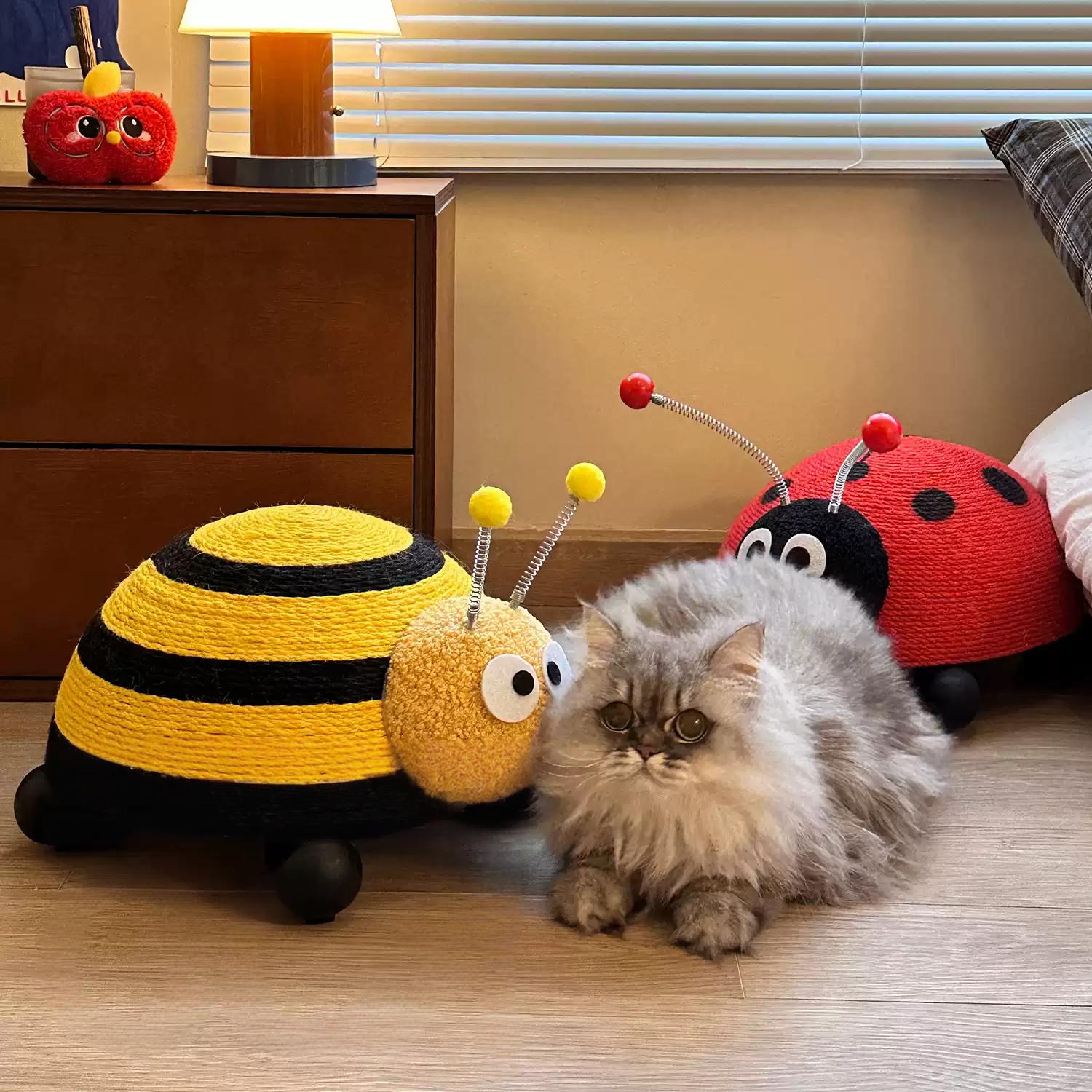 Bee & Ladybug Cat Scratching Ball